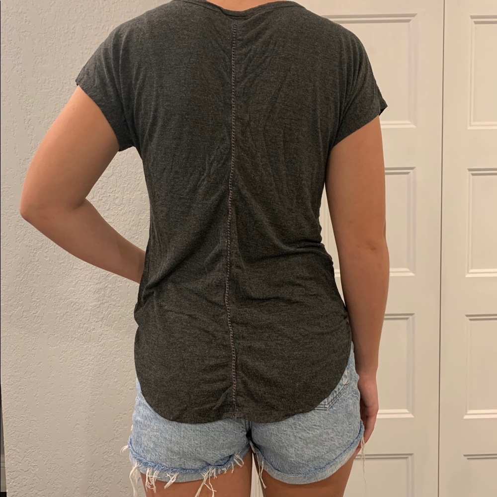 Rue21 XS Grey V-Neck Tee - Picture 2 of 3